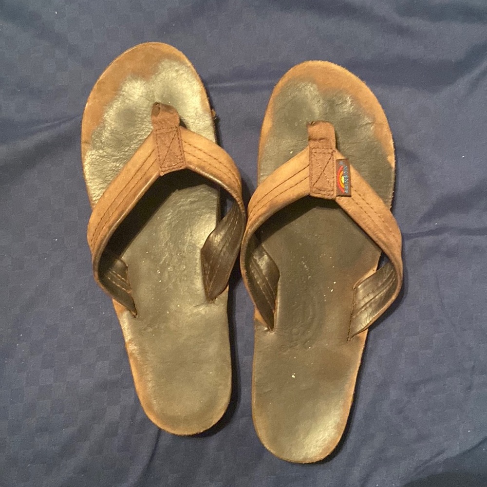 Rainbow sandals size large 9/10